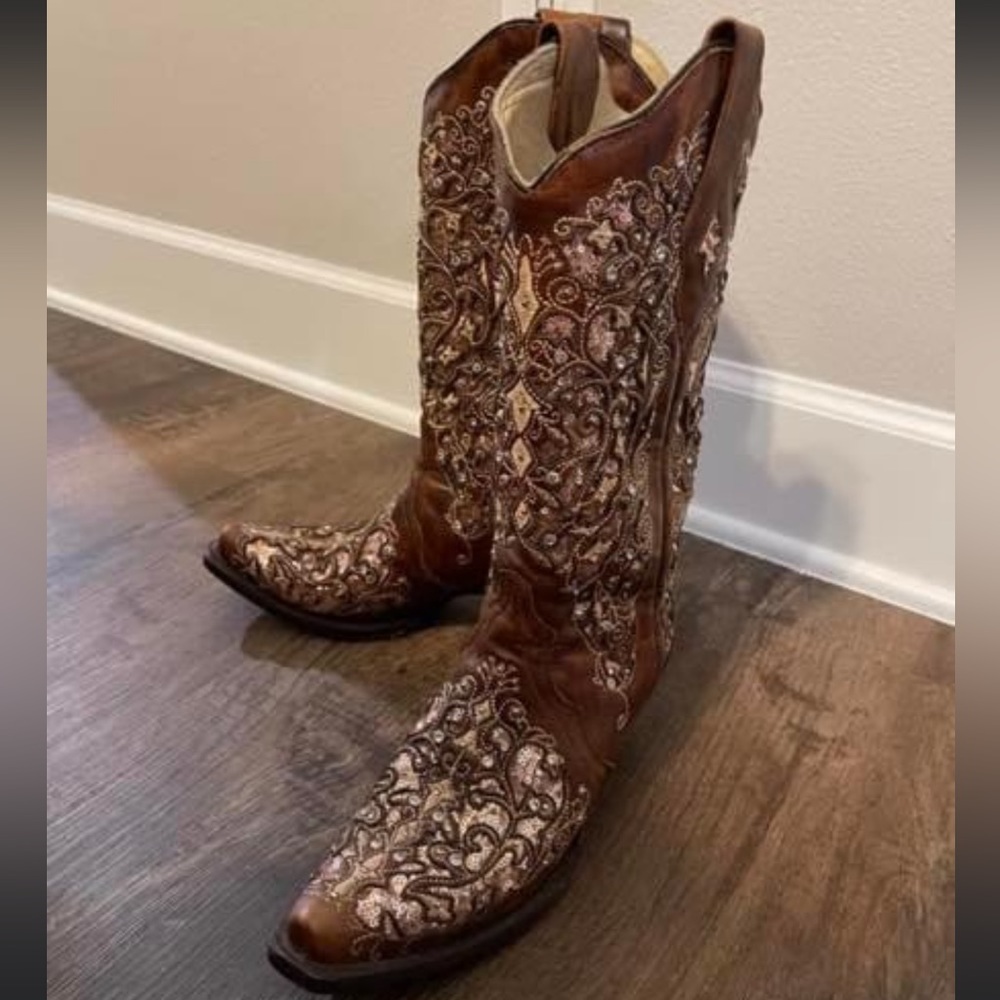 Brown Women’s Corral boots. Size 7 1/2